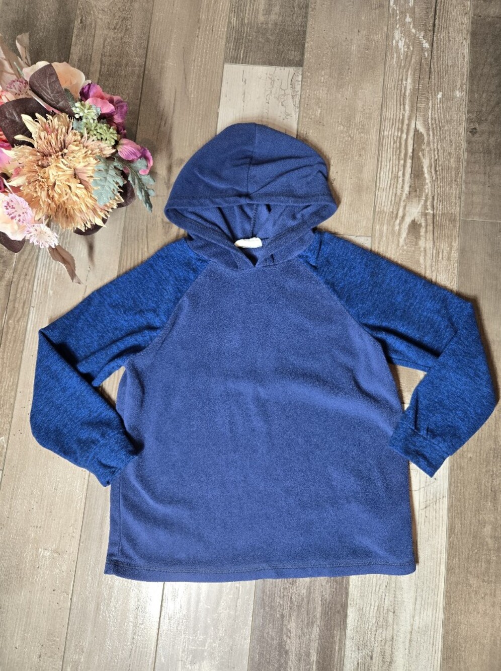 Crazy 8 Boys Blue Hooded Fleece Pullover – Size 5/6